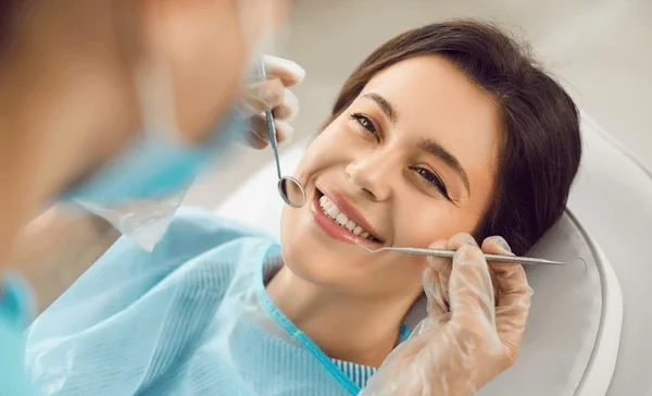 dentistry dentist clinic appointment happy 600nw 2502156811 e1756455798570